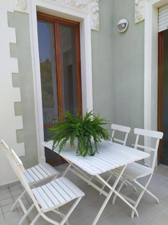 B&B Suite 44 Pesaro Buitenkant foto